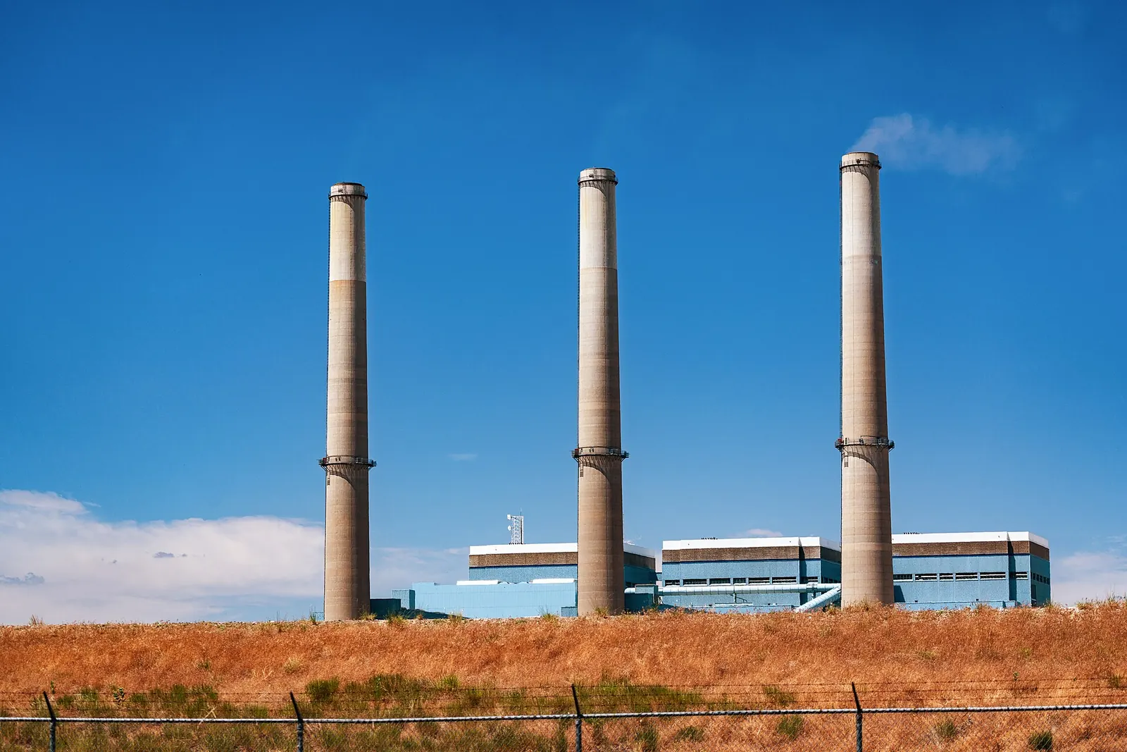EPA Repeals Power Plant Climate Limits and Moves to Block Future Rules